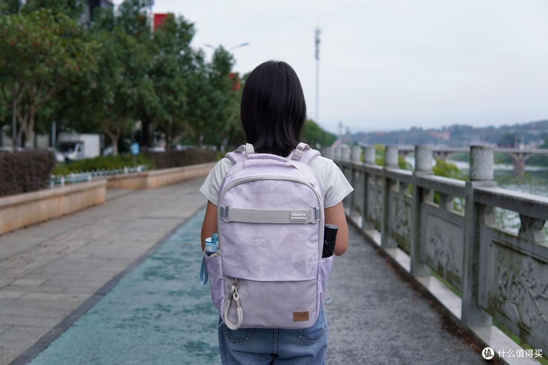 双十一大促买什么?GMT这款大容量又护脊的初中生书包必入!