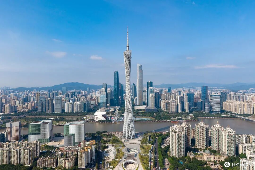 投行精英到亚马逊卖牛仔裤,靠的是套“笨”功夫