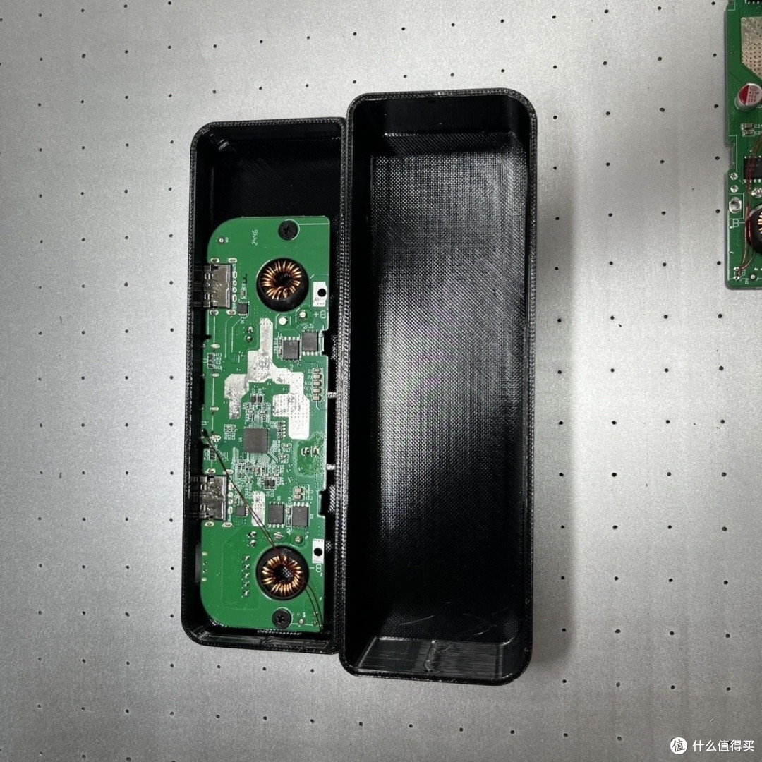 【探长DIY】24元PD100W DIY充电宝套件开箱｜媳妇送的手工作业