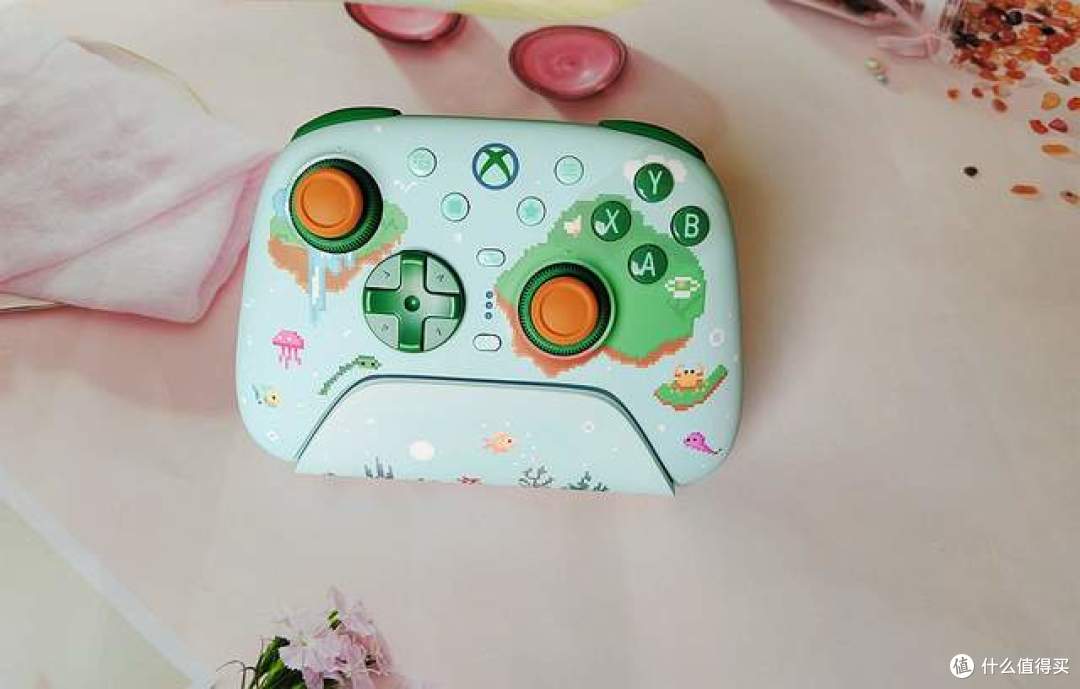 颜值与实力双在线!八位堂猎户座 3 代 XBOX 版海屿青手柄真能打