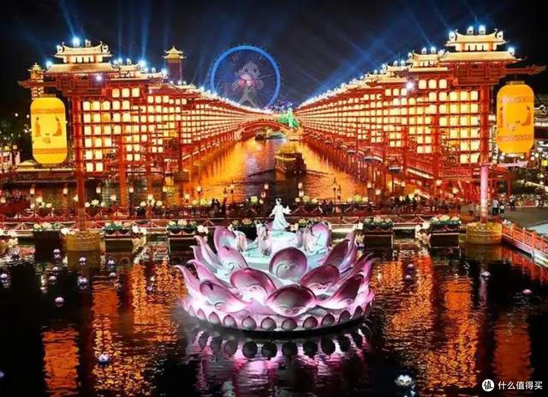 一条闲置12年的1公里小街,国庆涌进十几万人,热度碾压故宫!