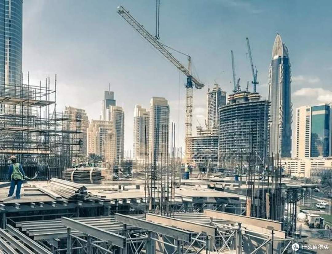 2026上半年数据：营收降12%利润降24%，但地产销售冲破1700亿元！