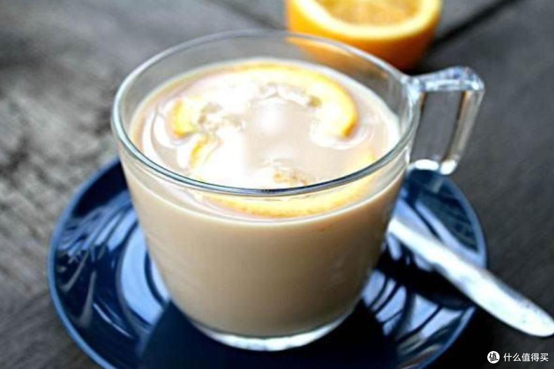 跟风做“秋天的第一杯奶茶”,结果进了医院!医生:这类人别碰