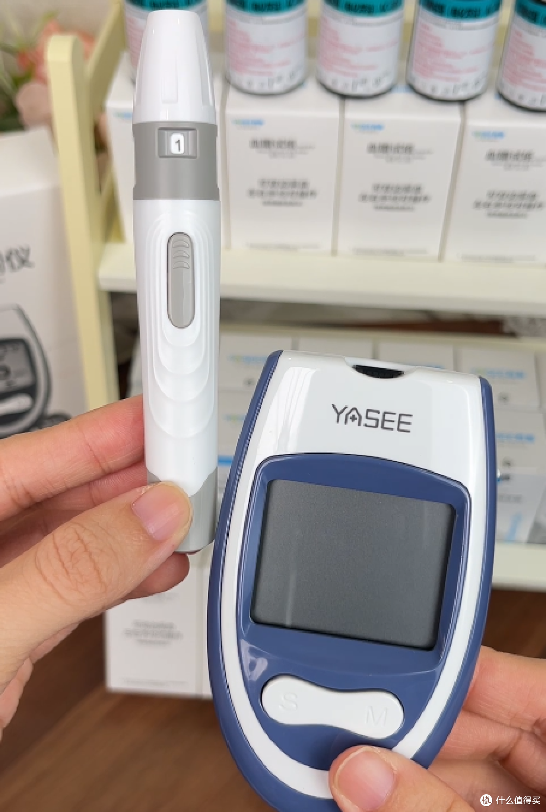 给长辈选血糖仪别只看单价，算完耗材账再决定