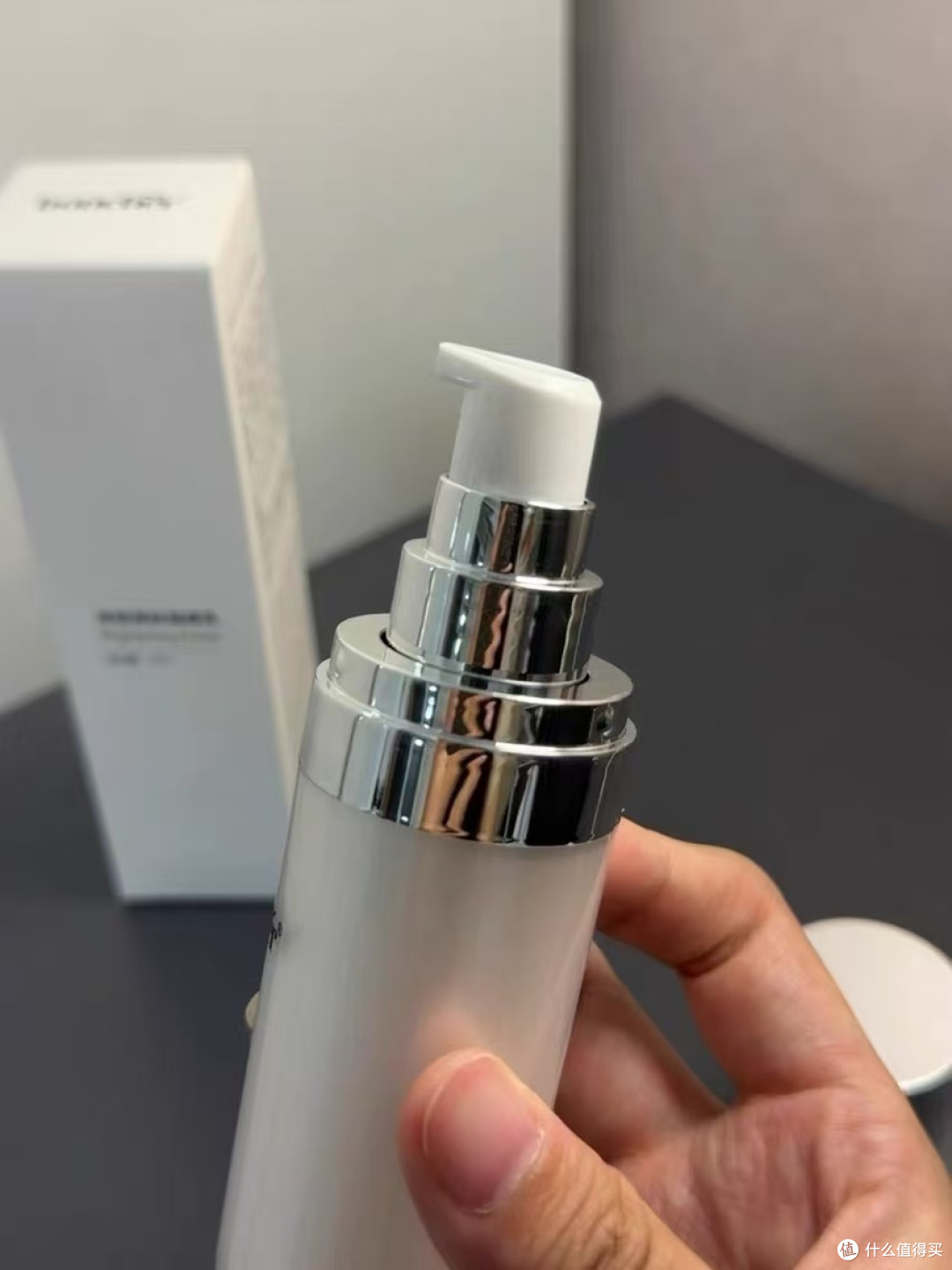 懒人素颜霜葆雀隔离乳 三合一遮瑕自然提亮肤色