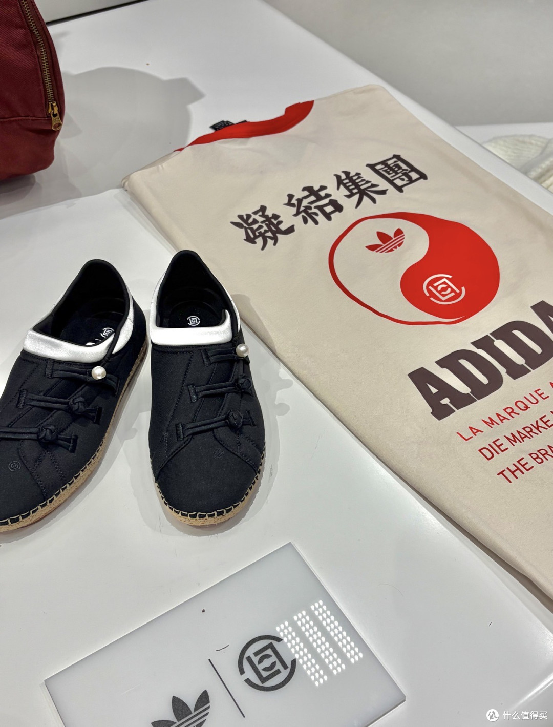 陈冠希这双像老北京布鞋的联名,800块到底值不值