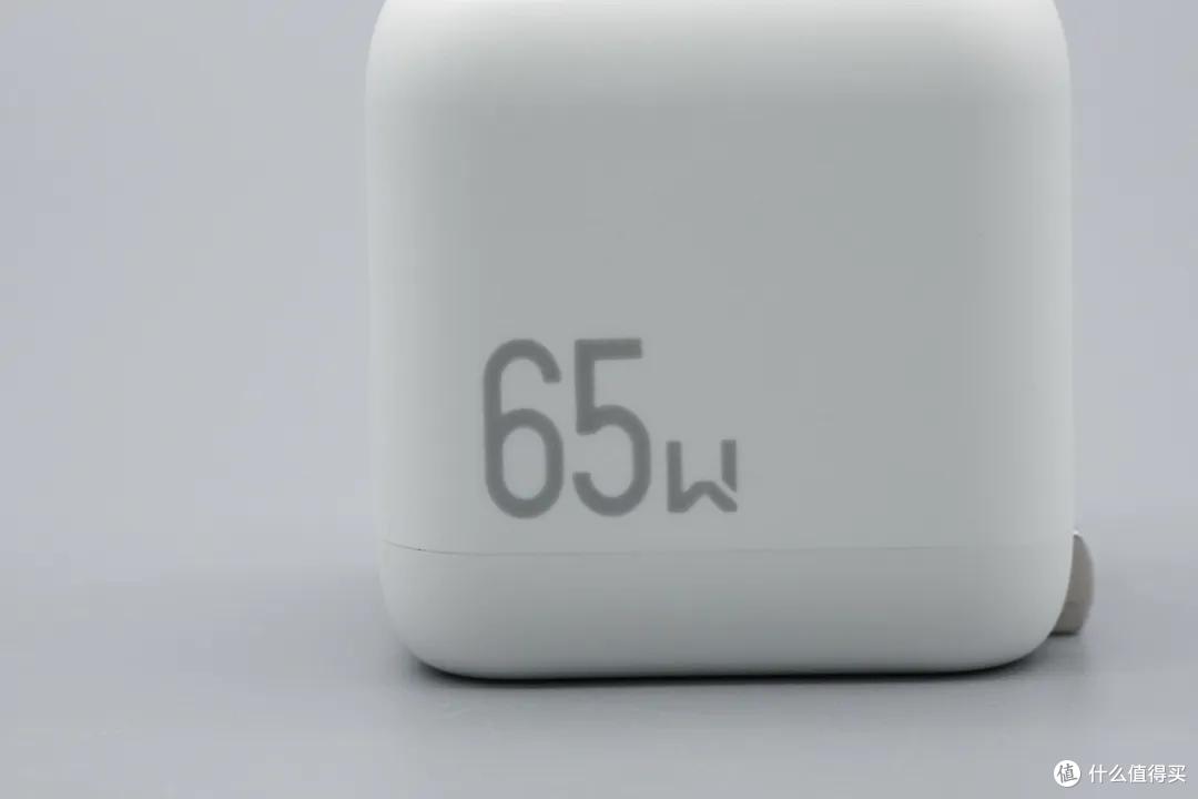 跑满 iPhone 18 AVS 快充,IDMIX 65W 氮化镓充电器评测