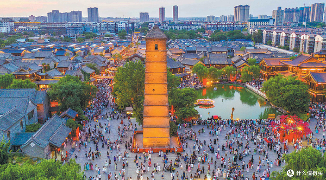 Luoyi Ancient City is a must-visit gem on the city's tourism map.