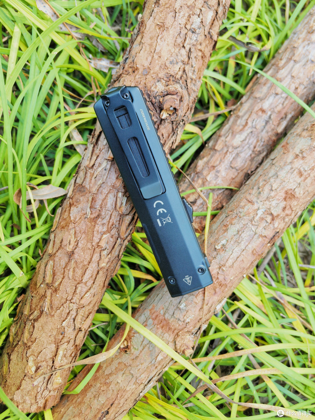 奈特科尔EDC15双光源手电测评