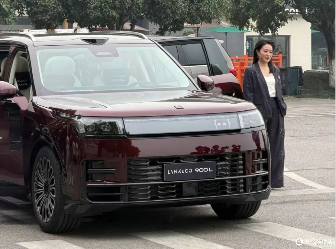 领克900L大6座SUV曝光!品牌史上最大车型