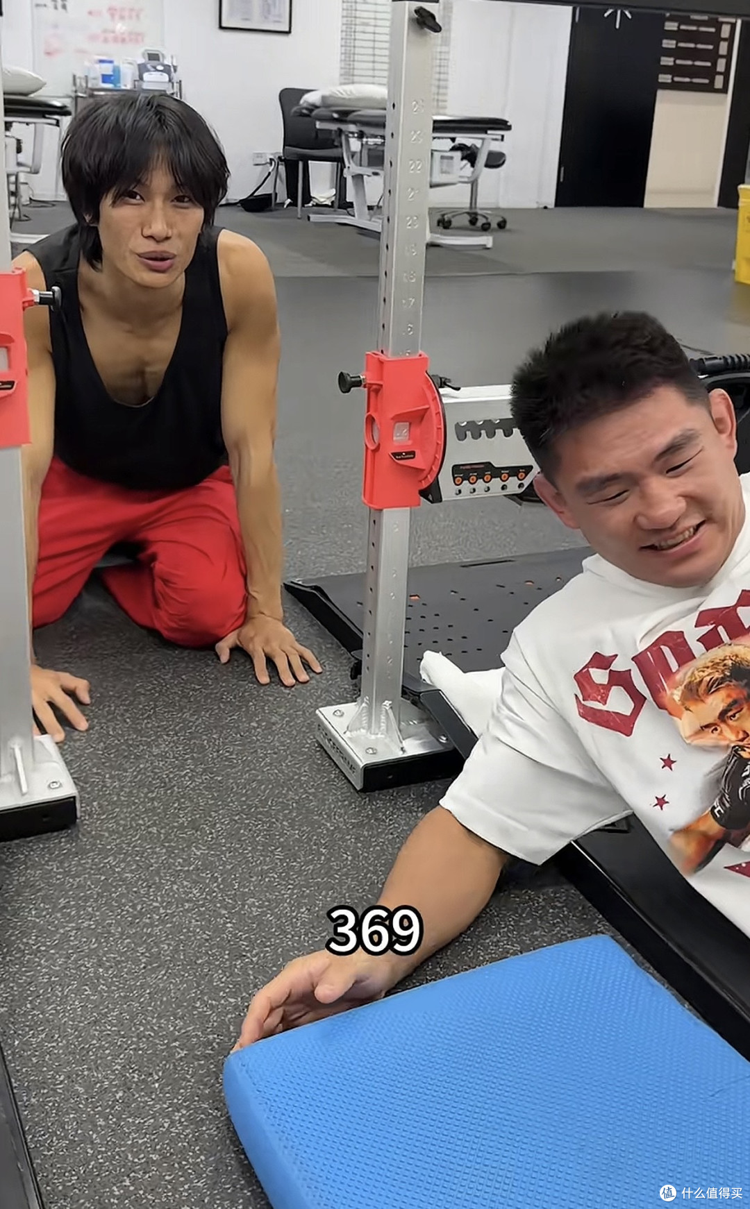 花小龙又反向自律？和UFC运动员宋亚东自律的一天