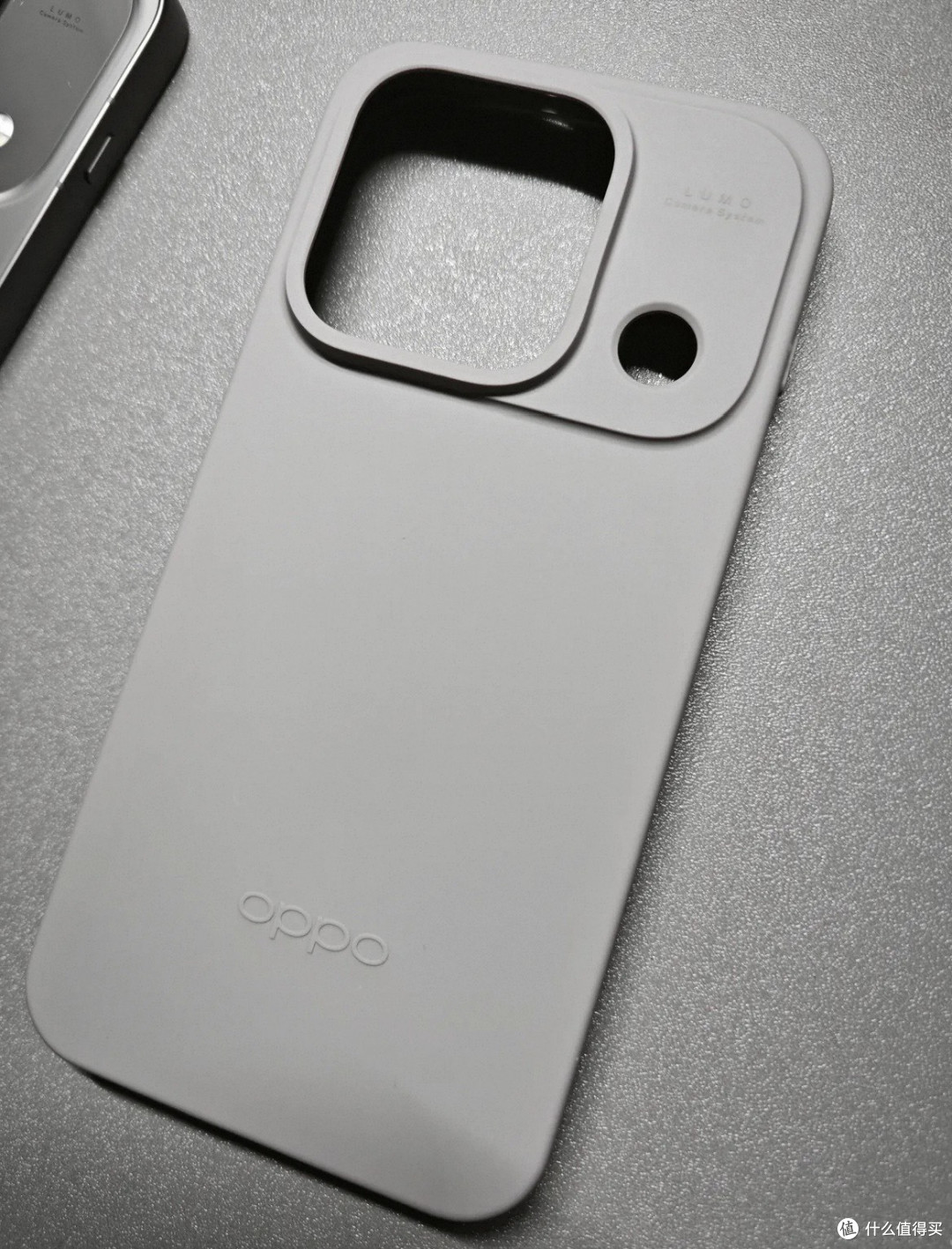  直屏终于做对了！OPPO Find X9首发实测