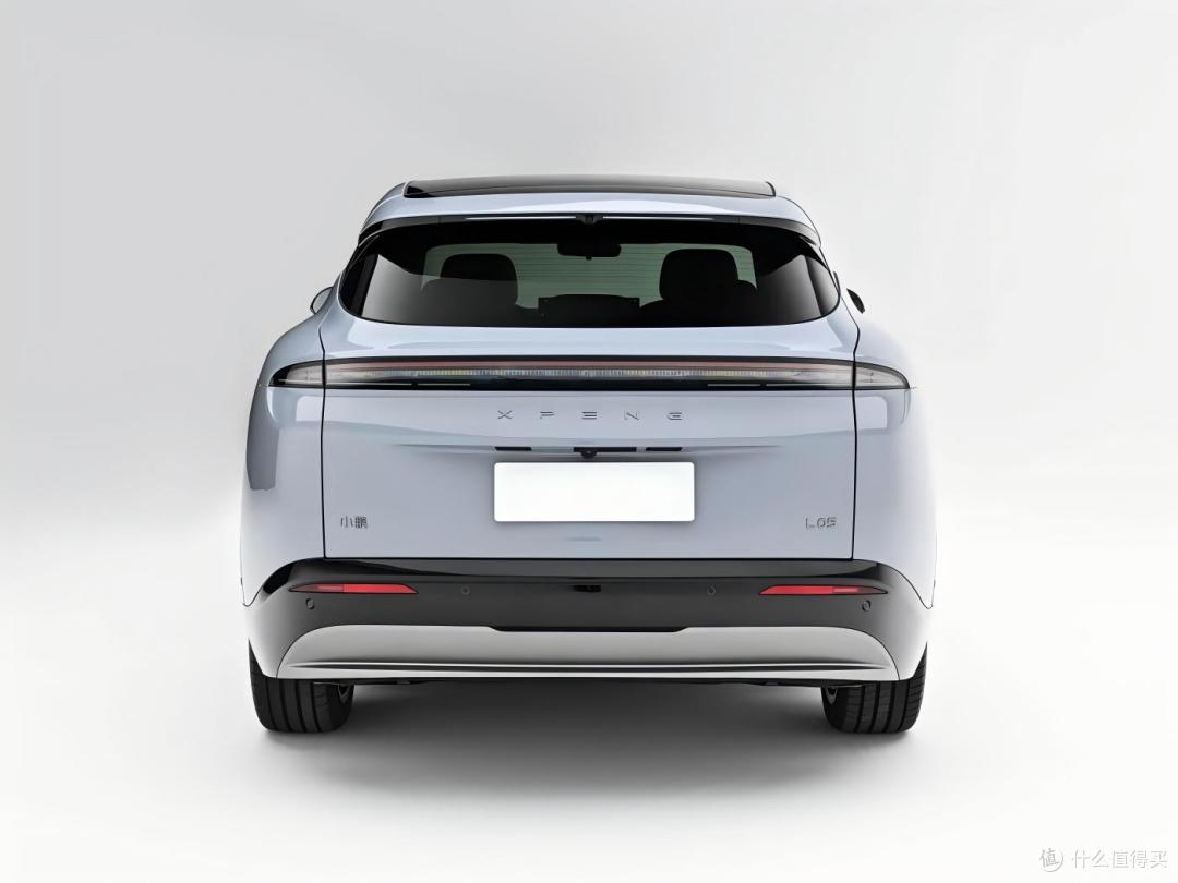 小鹏MONA L05开启预售!定位中型SUV,纯电增程双动力,16.98万起