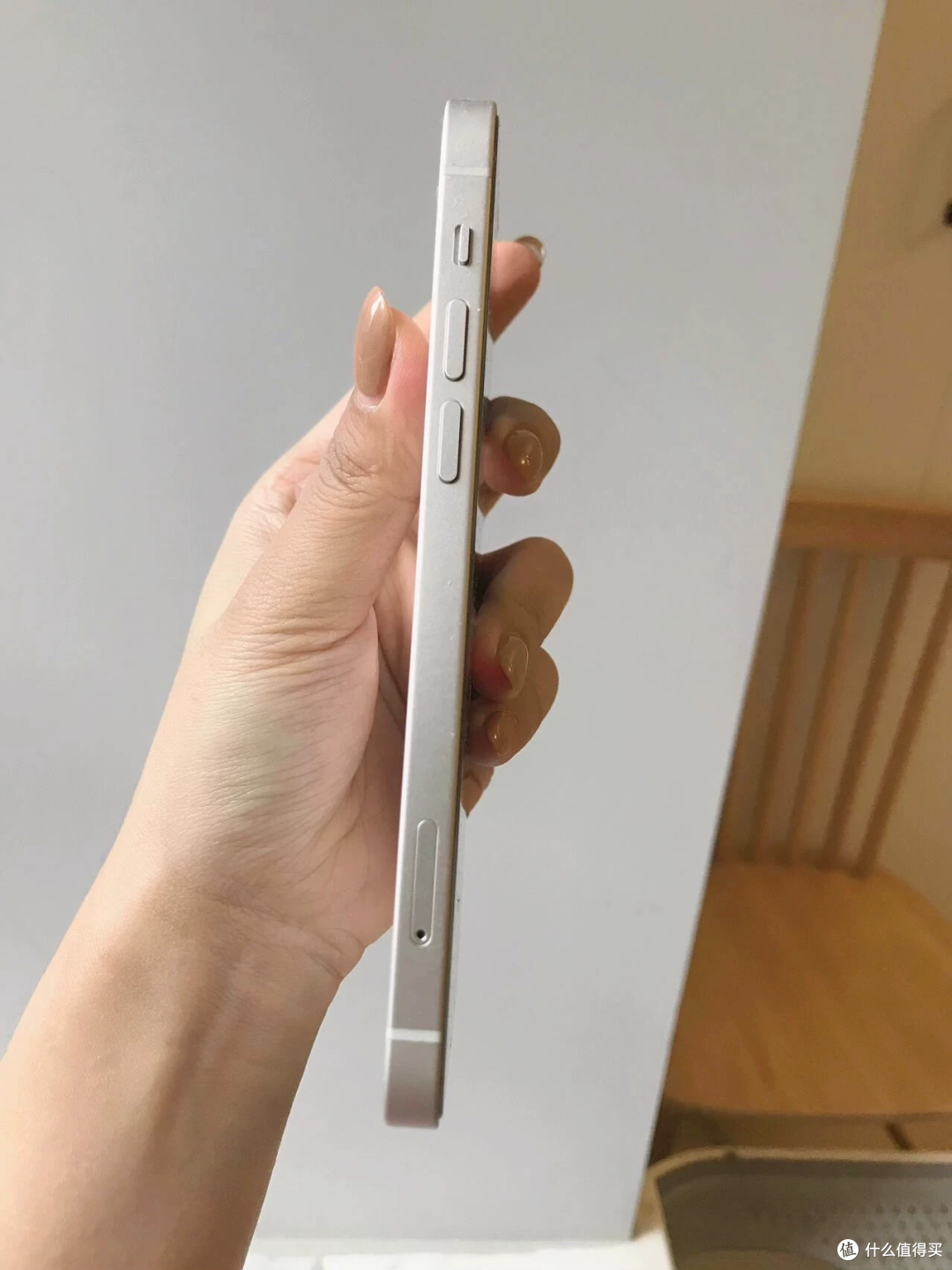 带锁iPhone 12二手306元,当拆件机都费劲,居然引得2万人围观