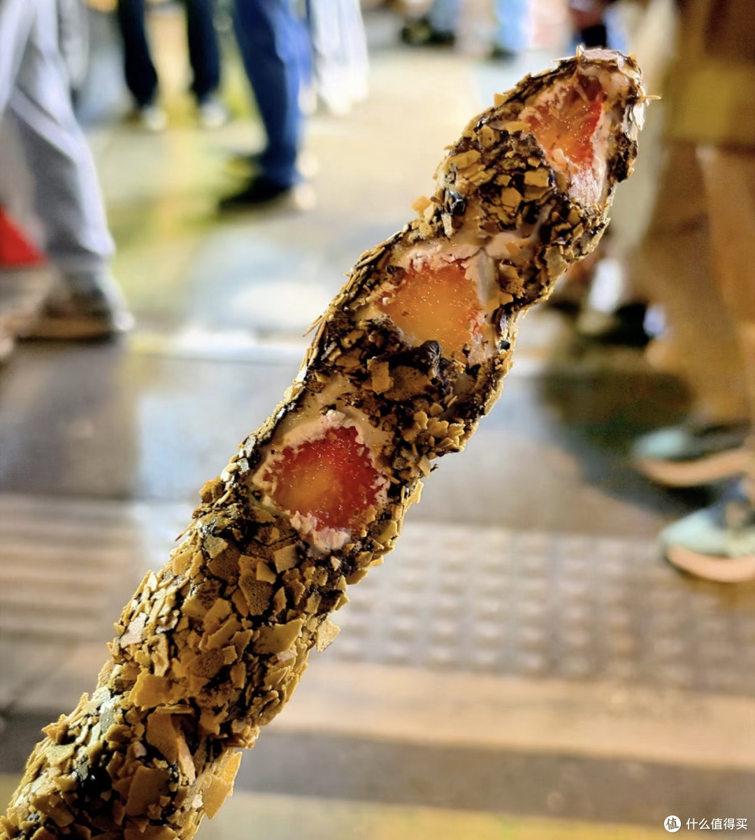 9块9的糖葫芦串成瑜伽裤,今年山东把秋天吃明白了