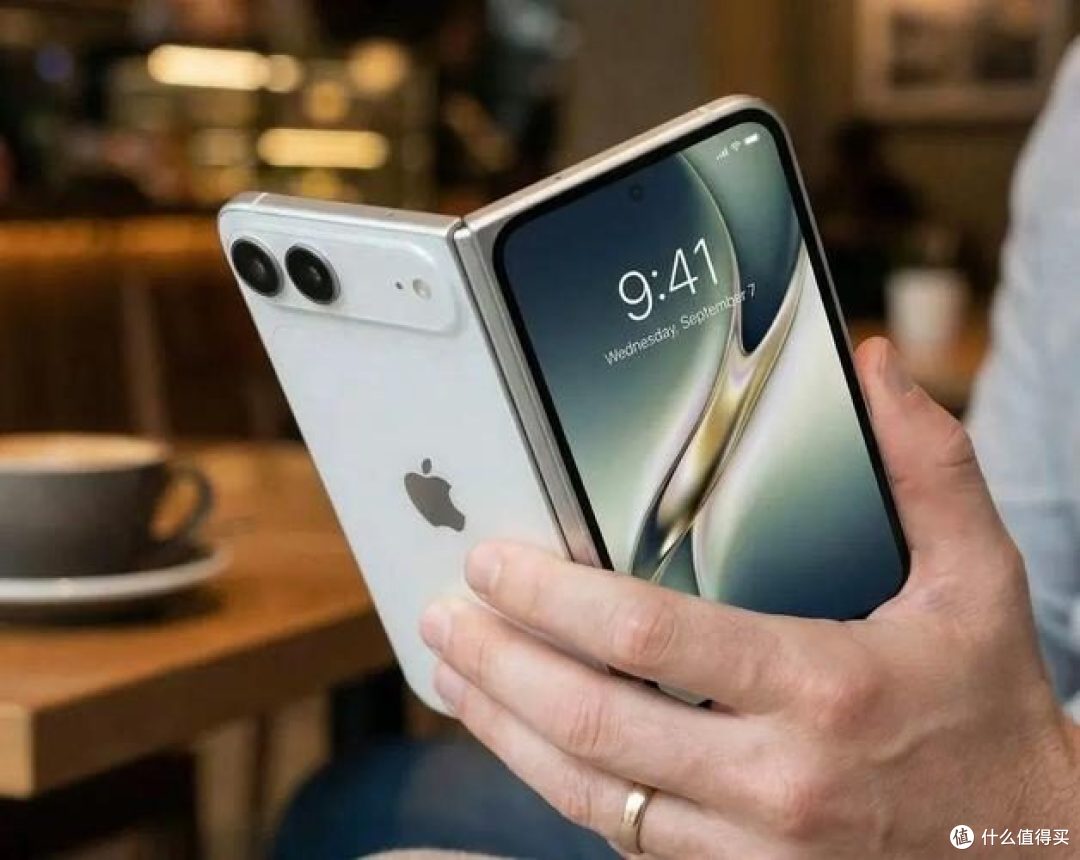 国行 Apple 智能获批,折叠 iPhone Duo 迎来双重利好