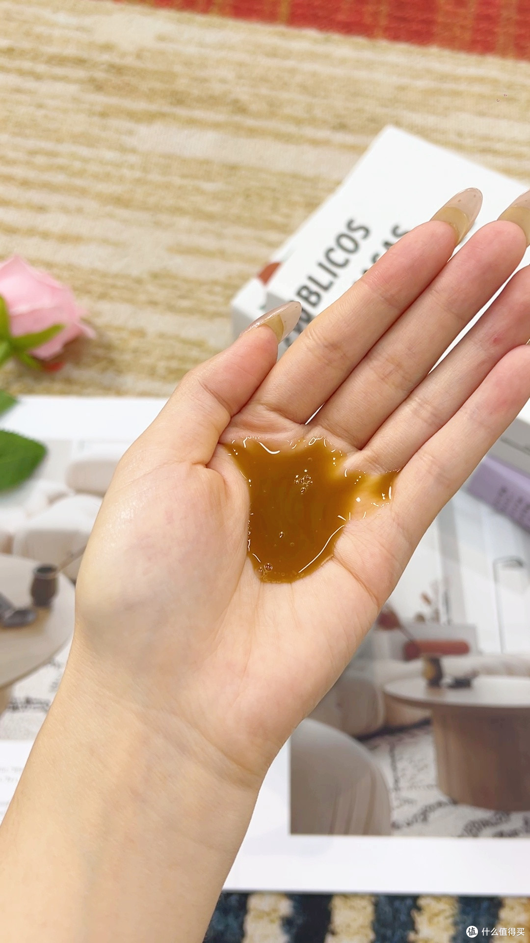 侧柏叶皂角茶枯洗发水去屑体验