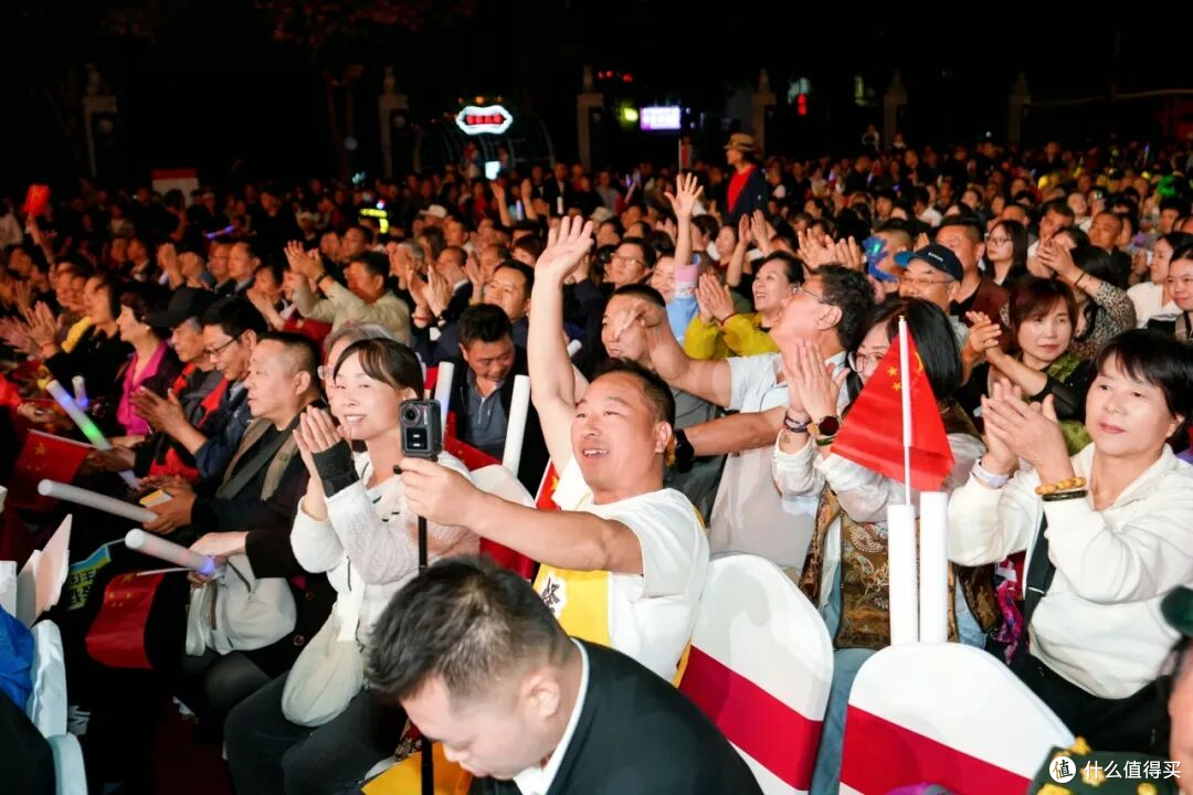 重磅同台！周发猛携弟子唱响《我生在中国》，聆听震撼民族之声