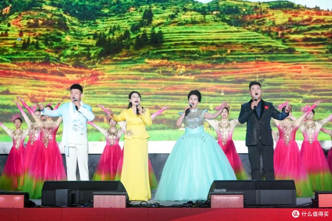 重磅同台！周发猛携弟子唱响《我生在中国》，聆听震撼民族之声