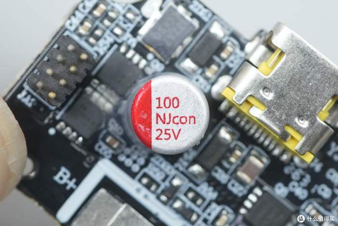 产品数据全透明,拆开倍思新款45W新国标充电宝,看看产品用料