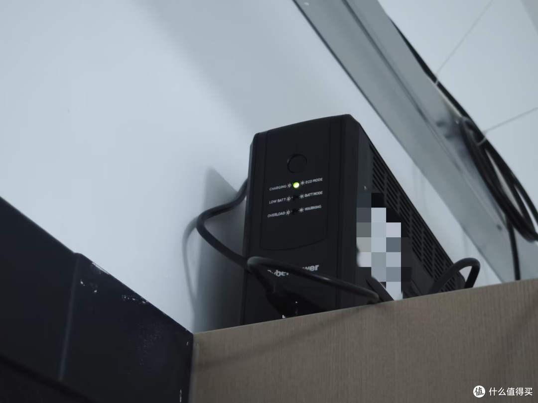 意外断电不慌,UPS保数据稳定落地,硕天不间断电源UT650EGC评测