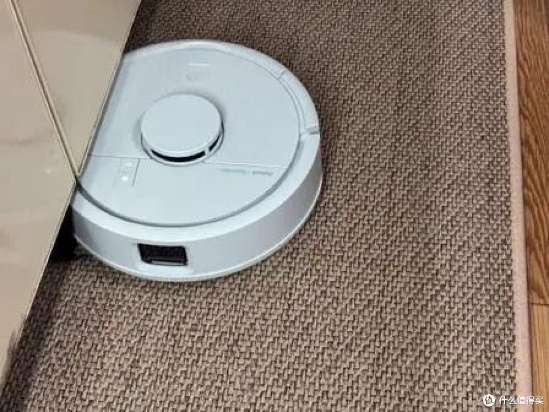 iRobot Roomba mini 扫地机器人 399 欧，小户型神器还是颜值税？