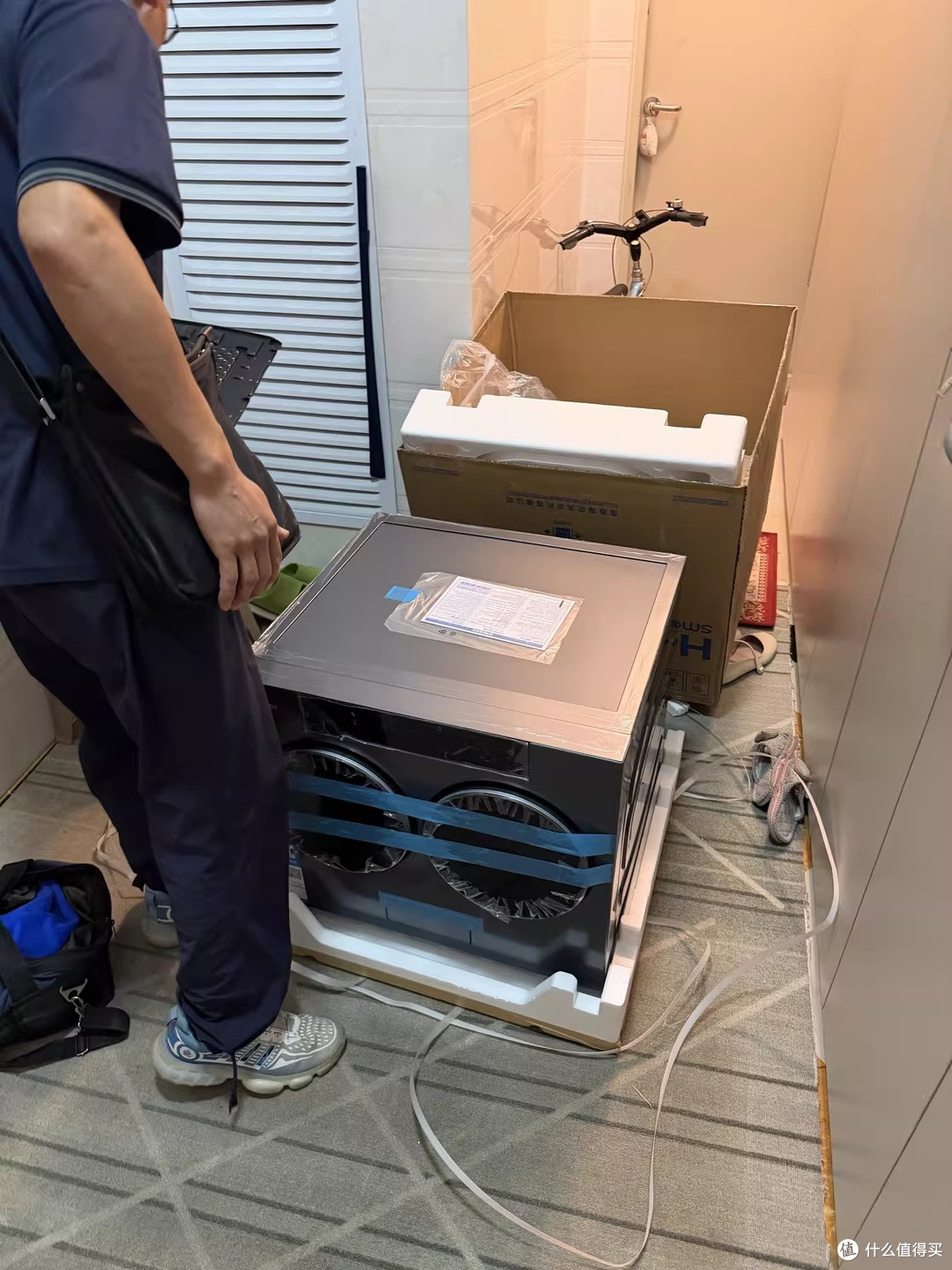 把内衣袜子的账算明白,云溪CP筒把我从水槽边捞出来了