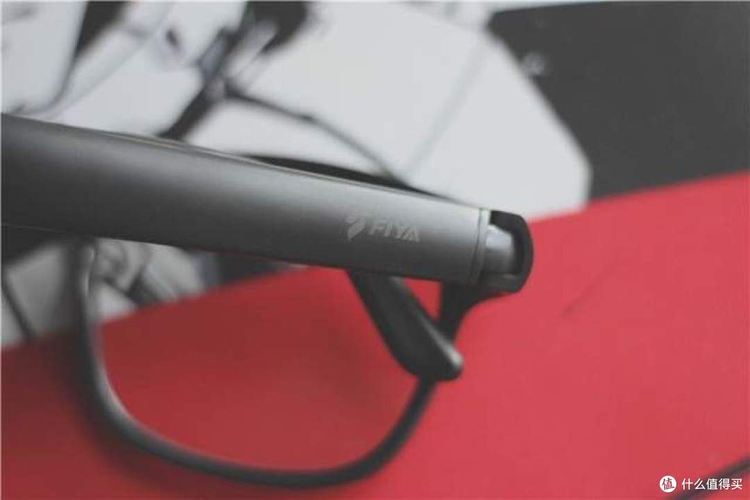 眼镜还是耳机?FIYA F3 智能音频眼镜测:千元体验瑞声矩形扬声器