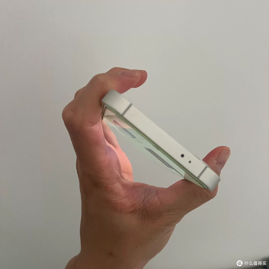 899元的魅族20标着屏幕泛红,这台屏的价格快赶上整机