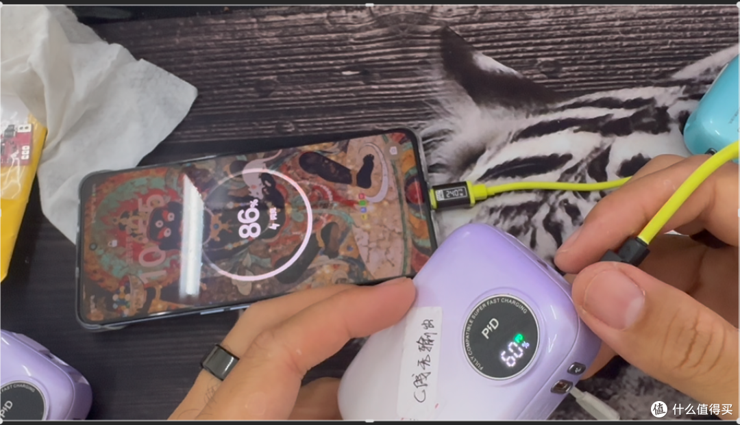 【探长DIY】100瓦“土炸弹”第三弹:10元充电宝?拆电芯还是转手
