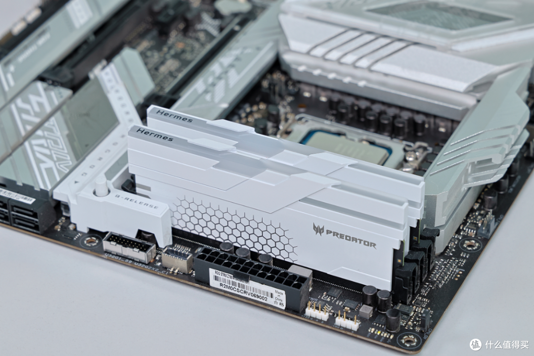 2W预算捡漏拼出来的低调高配主机:13900K+5070Ti+48G大内存