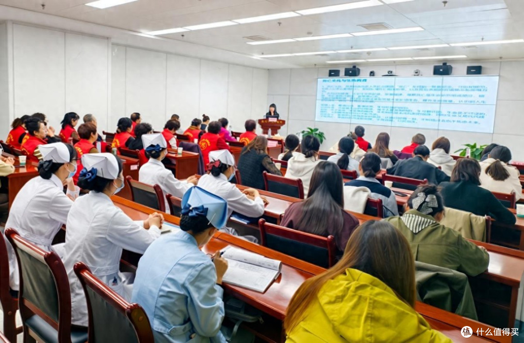赵丽萍受邀到吴忠市人民医院开展安宁疗护专题讲座