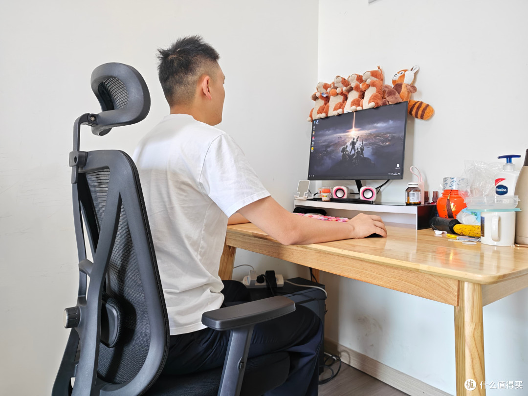 夏草木Fit‑CC实测：一把适配多场景的久坐工学椅