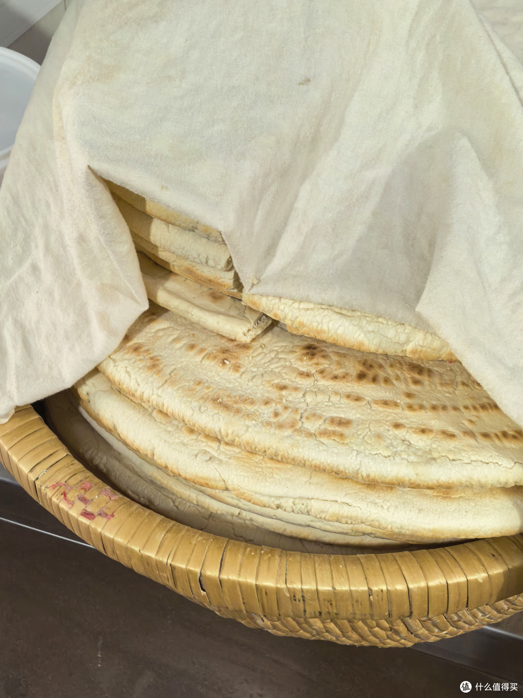 宋都觅食,步寻汴梁:桶子鸡、夜市和羊双肠