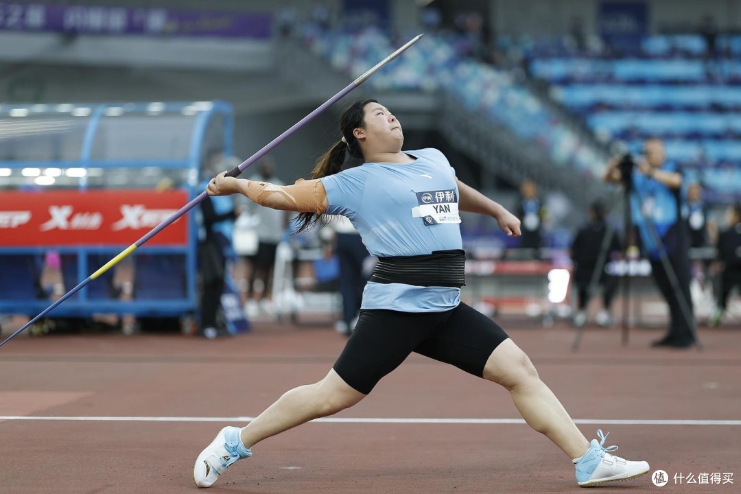 左手横板两面反胶,安踏为什么选择蒯曼