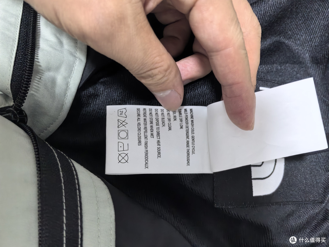 北面The North Face GORE‑TEX背带雪裤 真伪综合研判