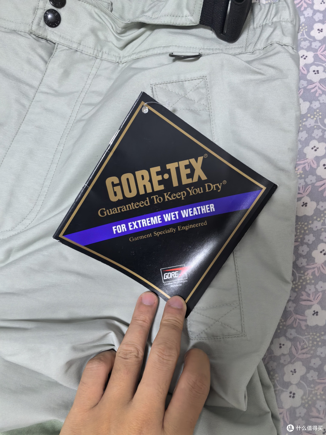 北面The North Face GORE‑TEX背带雪裤 真伪综合研判