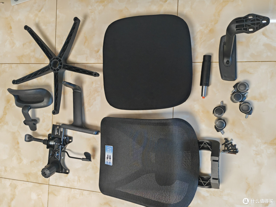 399 元工学椅的护腰,是真功夫还是话术?夏草木Fit-CC 一周实测