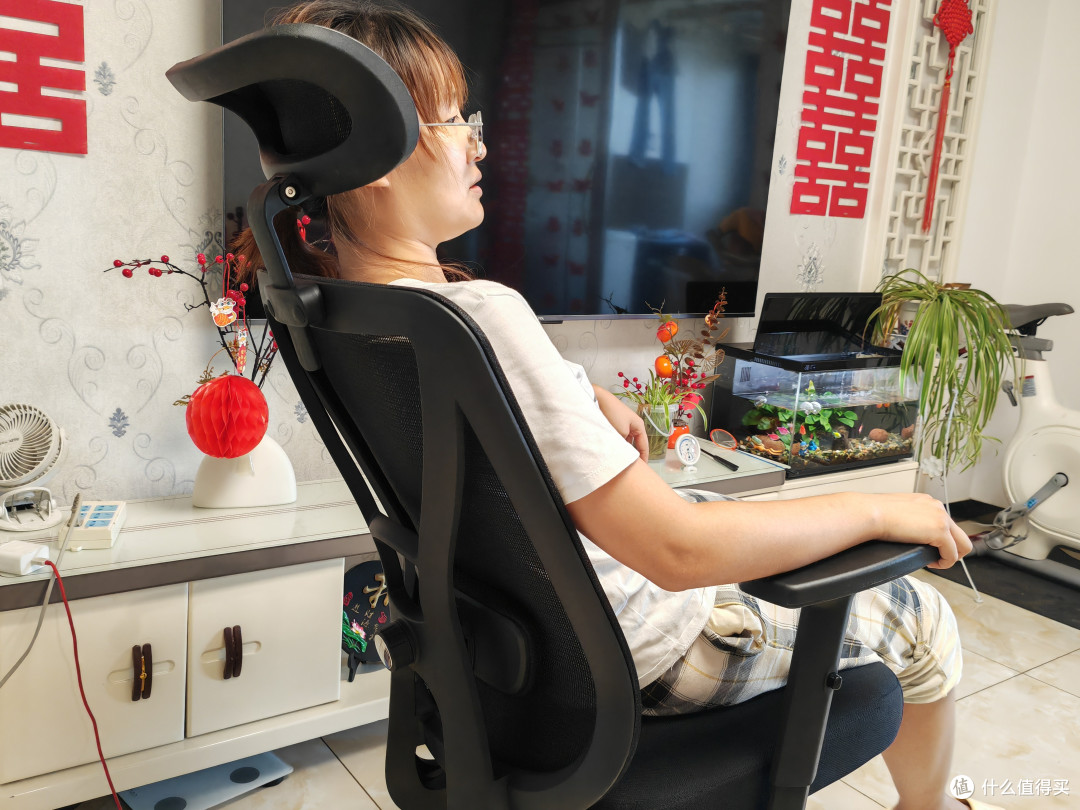 399 元工学椅的护腰,是真功夫还是话术?夏草木Fit-CC 一周实测