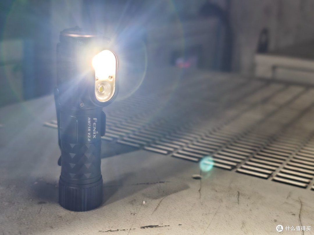 三光源一灯多用,菲尼克斯HM71R V2.0作业头灯多场景体验