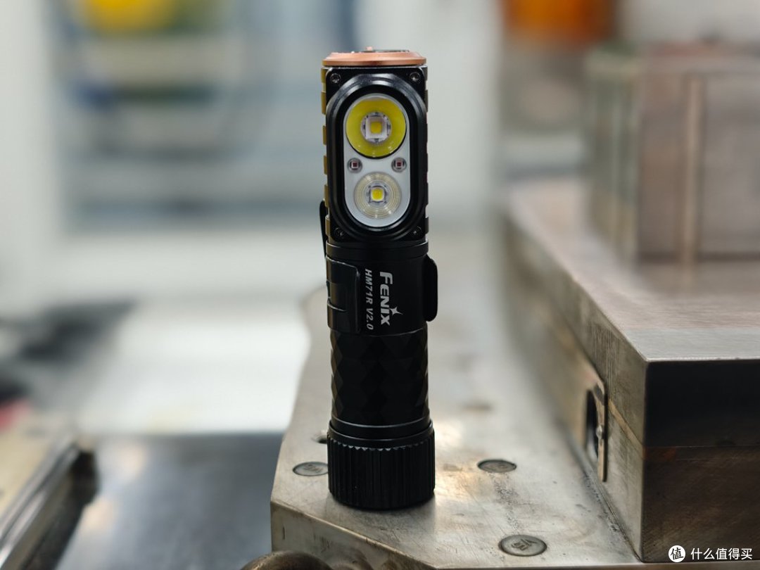 三光源一灯多用,菲尼克斯HM71R V2.0作业头灯多场景体验