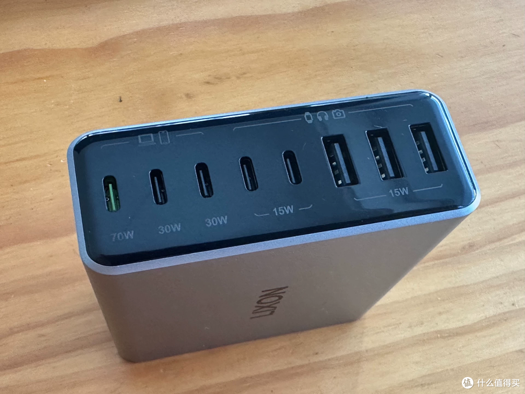 79元8口160W，亚马逊269元，8个口只有3个独立