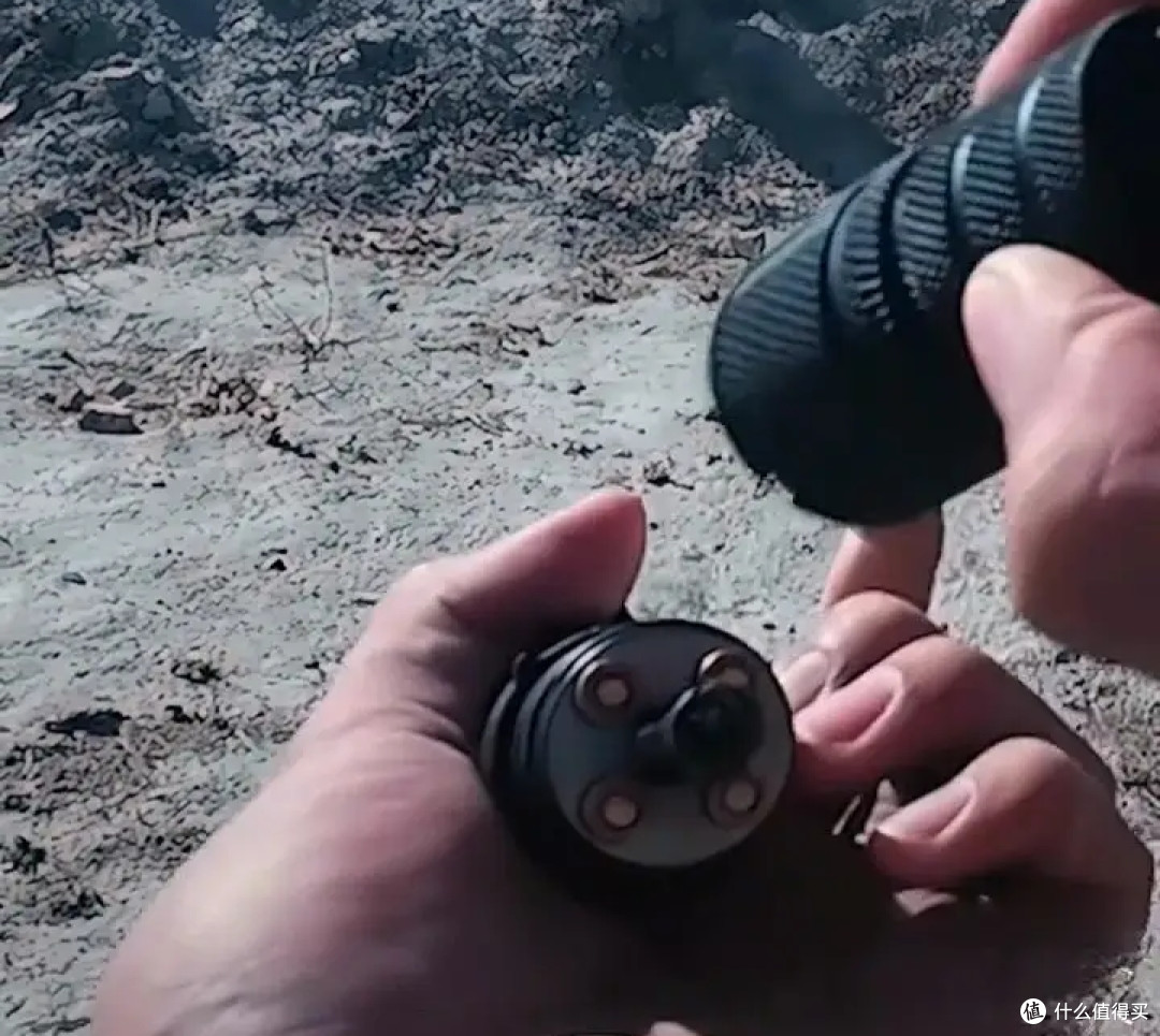 既是匕首也是枪，我军匕首枪曝光，隐蔽属性可执行特殊任务