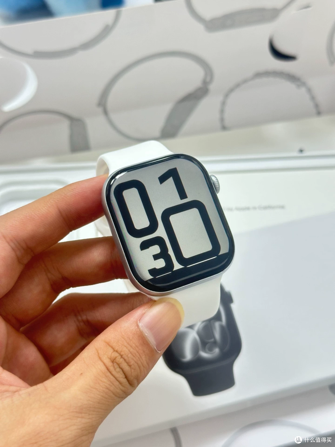 198元Apple Watch S11:官网没有钛金属银色