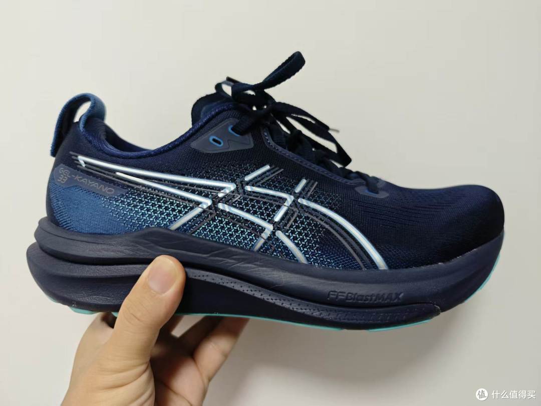 600块Kayano 33上脚 聊聊和Nimbus 28的不同