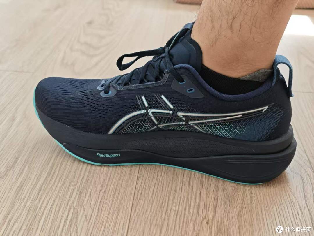 600块Kayano 33上脚 聊聊和Nimbus 28的不同