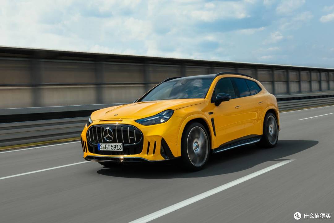 起售价85万,专打保时捷卡宴,奔驰发布全新AMG GT SUV