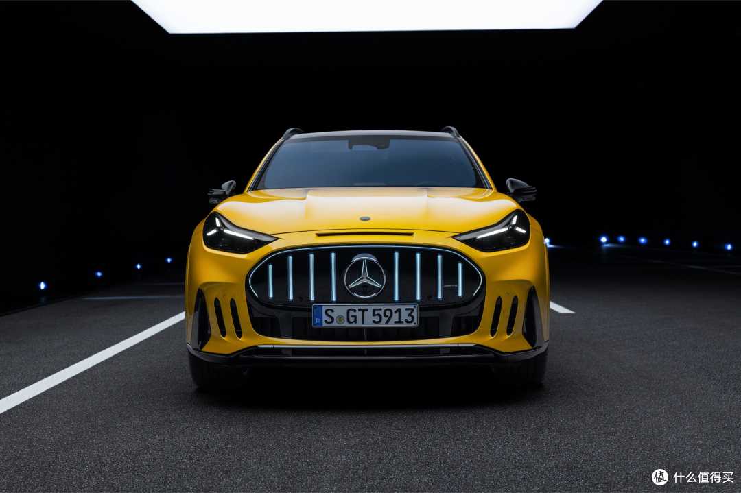 起售价85万,专打保时捷卡宴,奔驰发布全新AMG GT SUV
