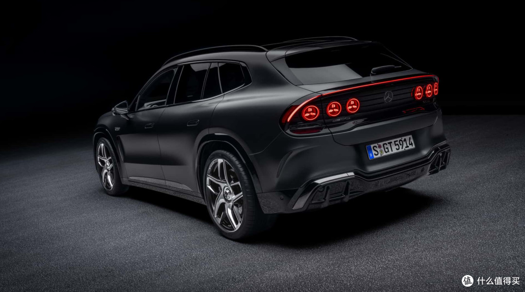 起售价85万,专打保时捷卡宴,奔驰发布全新AMG GT SUV