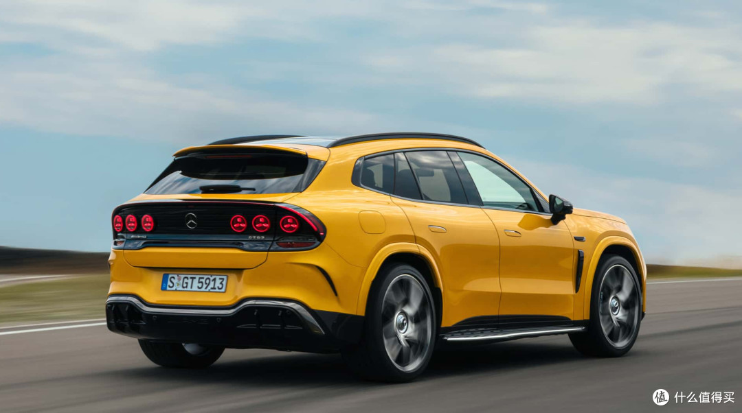 起售价85万,专打保时捷卡宴,奔驰发布全新AMG GT SUV